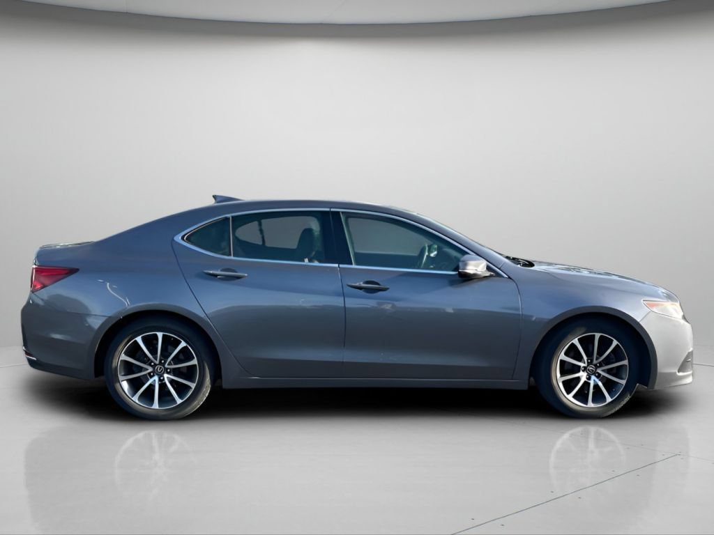Used 2017 Acura TLX w/ Technology Package FWD image 4