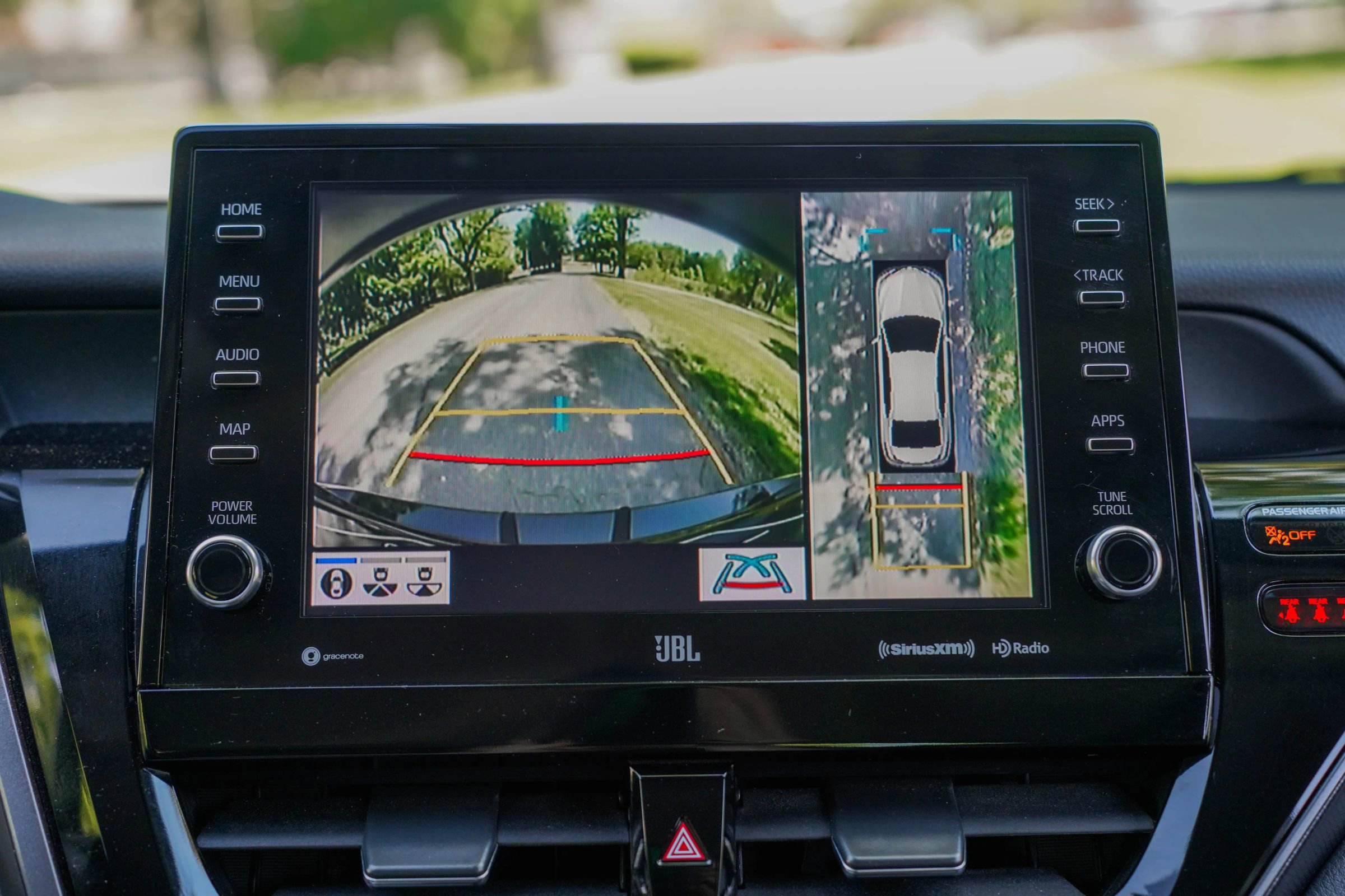 Used 2022 Toyota Camry XSE w/ Navigation Upgrade Package FWD image 18