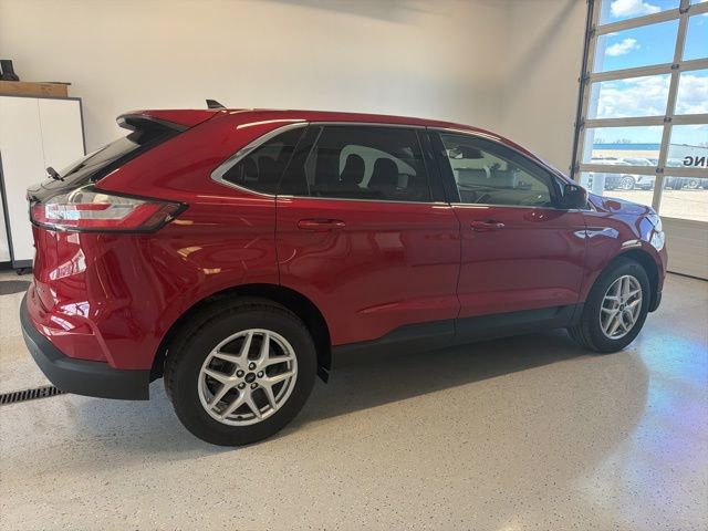 Used 2024 Ford Edge SEL w/ Convenience Package AWD/4WD image 8