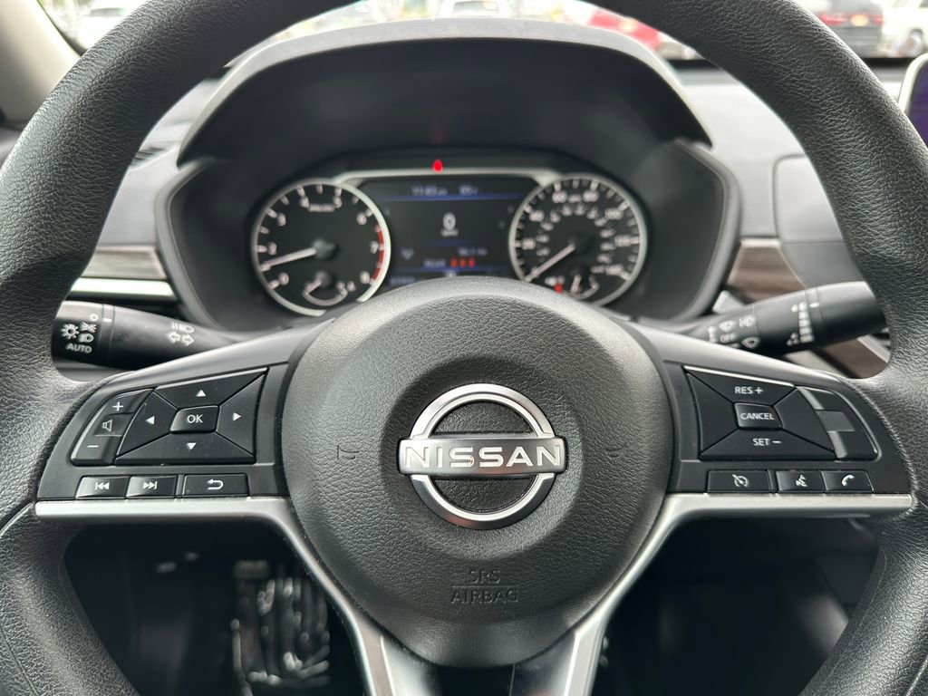 Used 2024 Nissan Altima 2.5 SV image 24