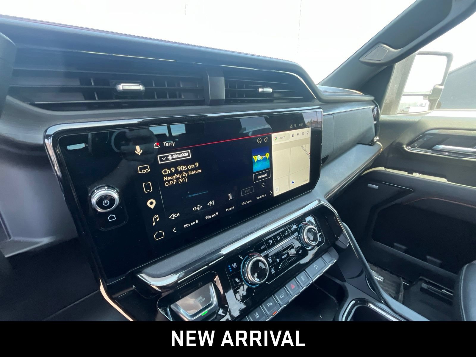 Certified 2024 GMC Sierra 2500 AT4 w/ AT4 Premium Plus Package AWD/4WD image 11