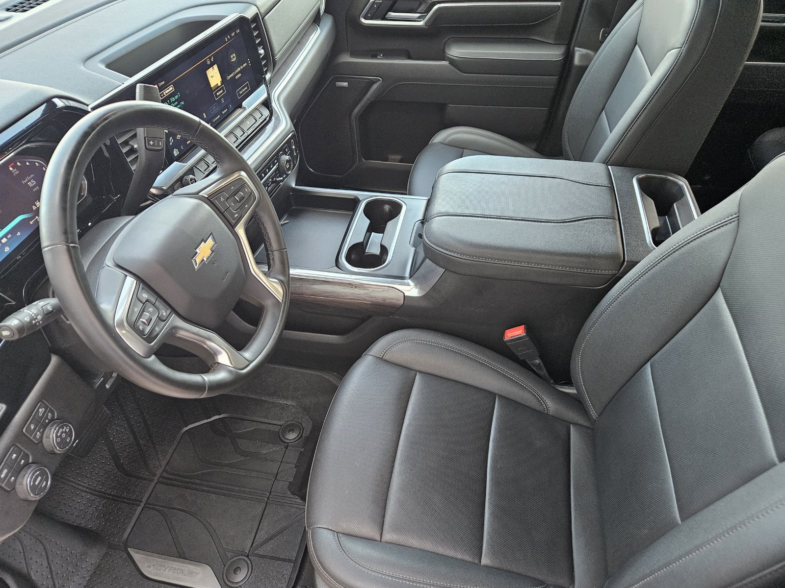 Certified 2026 Chevrolet Silverado 2500 LTZ w/ LTZ Premium Package AWD/4WD image 19