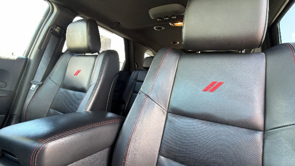 Used 2024 Dodge Durango GT AWD/4WD image 11