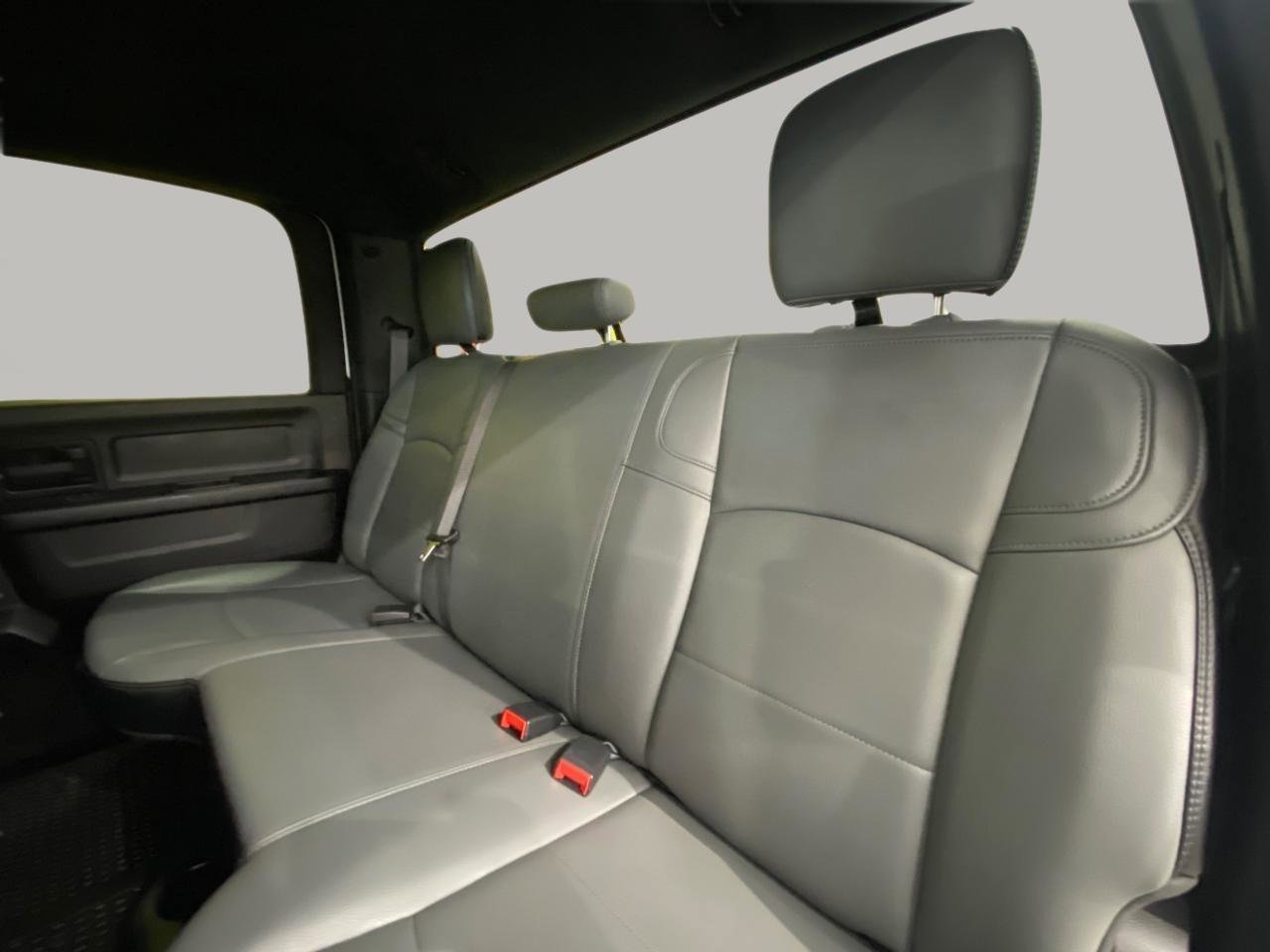 Used 2021 RAM 2500 Tradesman w/ Protection Group AWD/4WD image 13