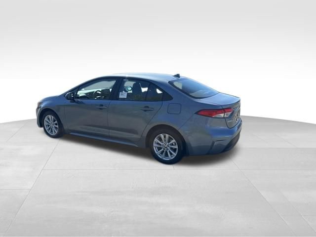 New 2026 Toyota Corolla LE FWD image 3