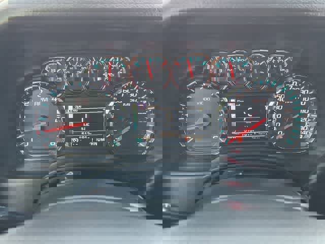 Used 2016 Chevrolet Suburban LT w/ Luxury Package AWD/4WD image 17