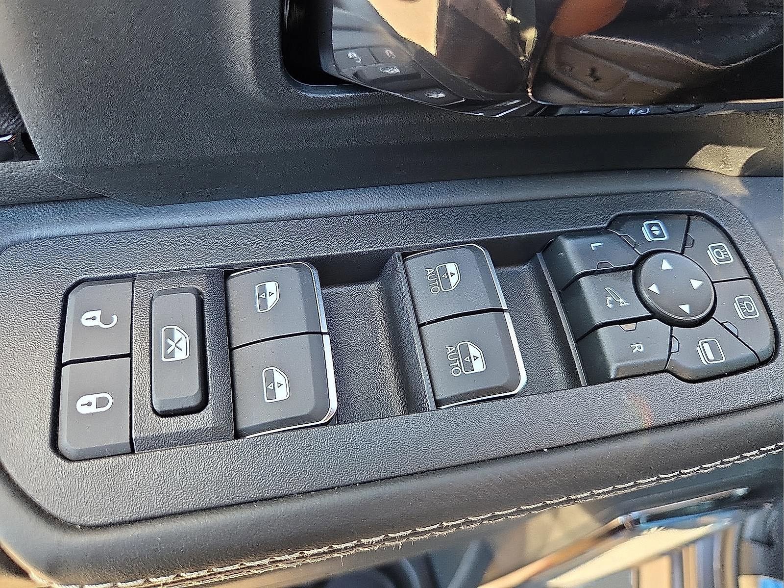 New 2026 RAM 2500 Limited image 15