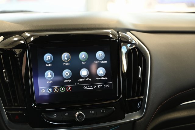 Used 2022 Chevrolet Traverse RS image 17