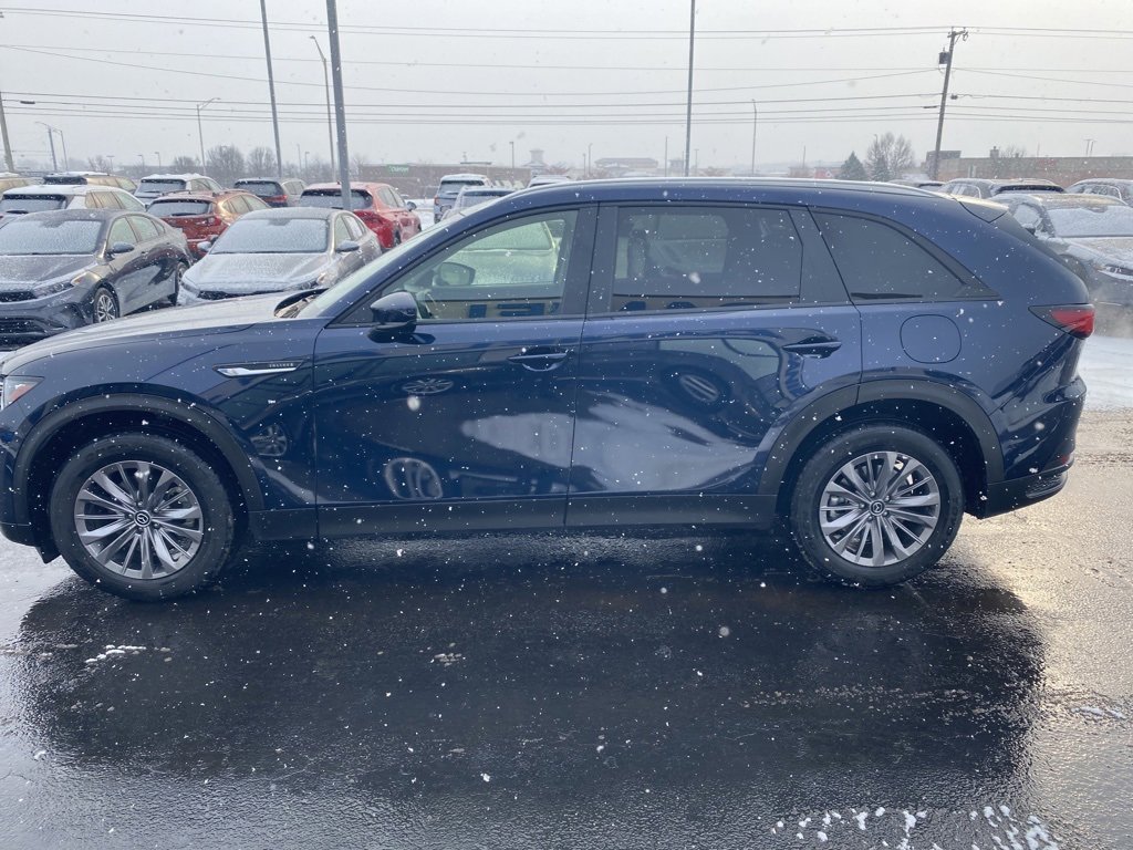 Certified 2025 MAZDA CX-90 3.3 Turbo w/ Select Package image 4