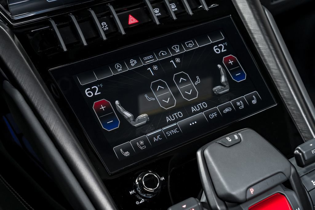 Used 2024 Lamborghini Urus S image 29