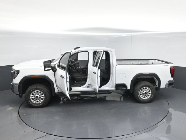 Used 2024 GMC Sierra 2500 Pro w/ Convenience Package AWD/4WD image 58
