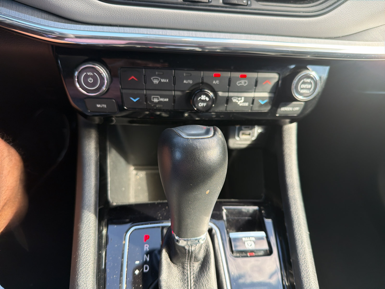 Used 2024 Jeep Compass Limited AWD/4WD image 13