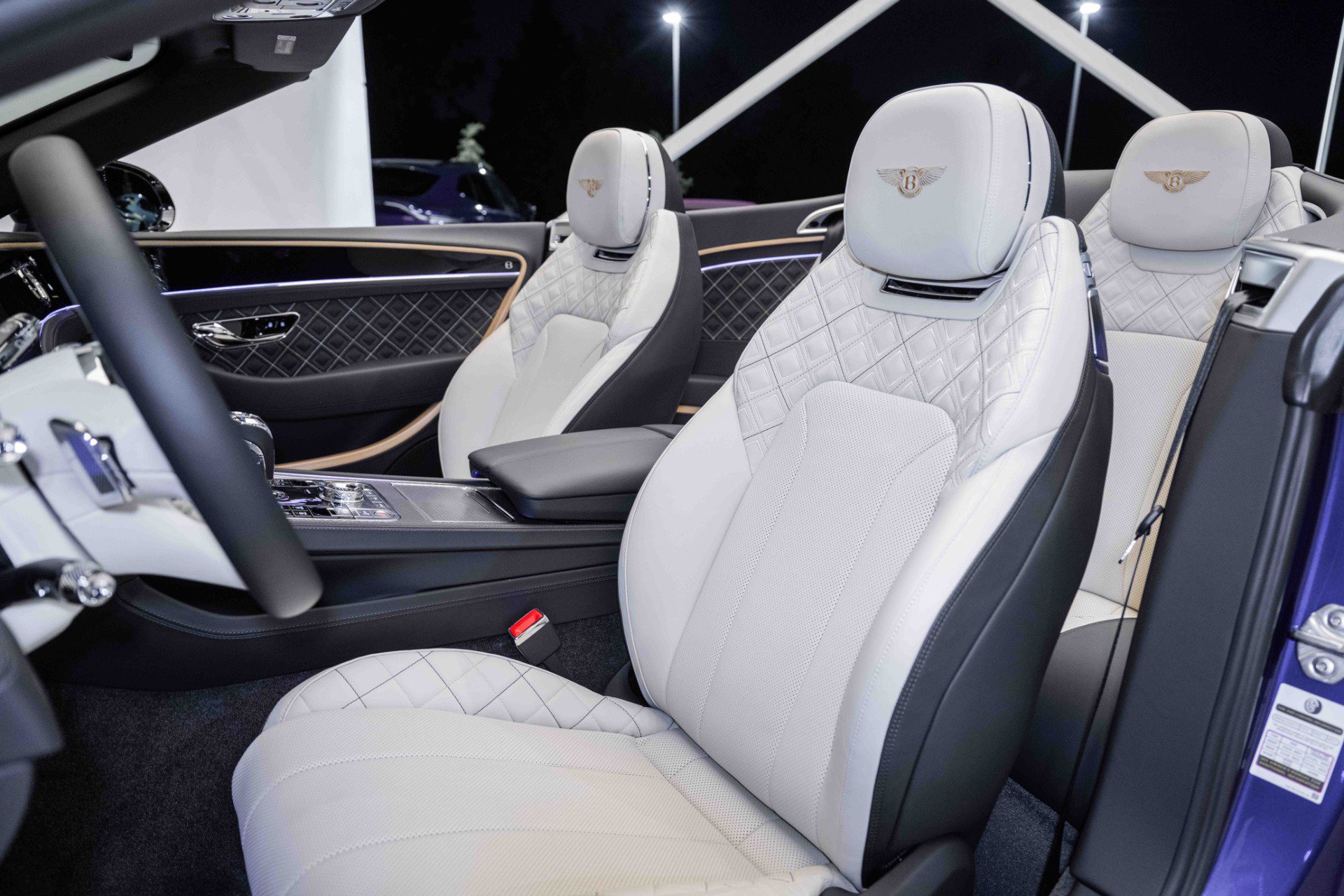 Used 2024 Bentley Continental GT Mulliner image 18