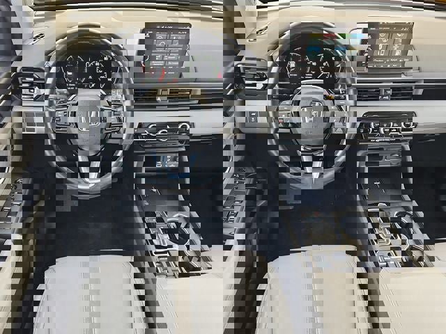 Used 2025 Honda Pilot Touring image 15