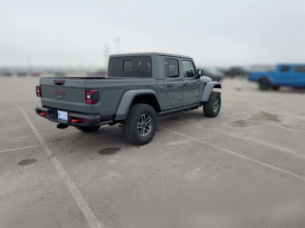 New 2026 Jeep Gladiator Mojave image 12