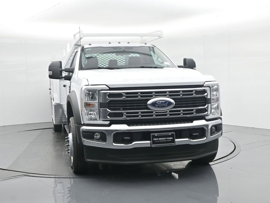 New 2025 Ford F450 XL w/ XL Chrome Package image 58