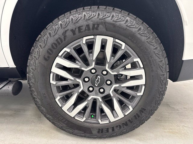 New 2026 Chevrolet Tahoe Z71 w/ Comfort Package AWD/4WD image 39