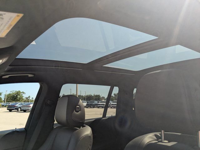 Used 2022 Mercedes-Benz GLS 450 4MATIC image 24