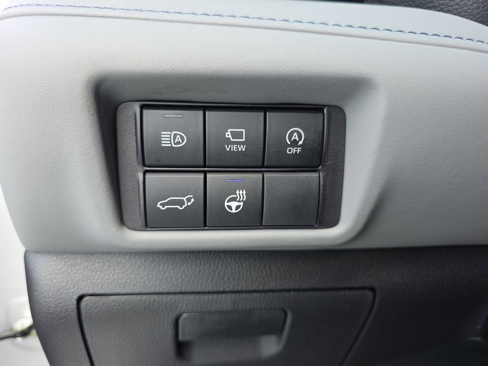 Used 2023 Toyota Highlander Limited image 27