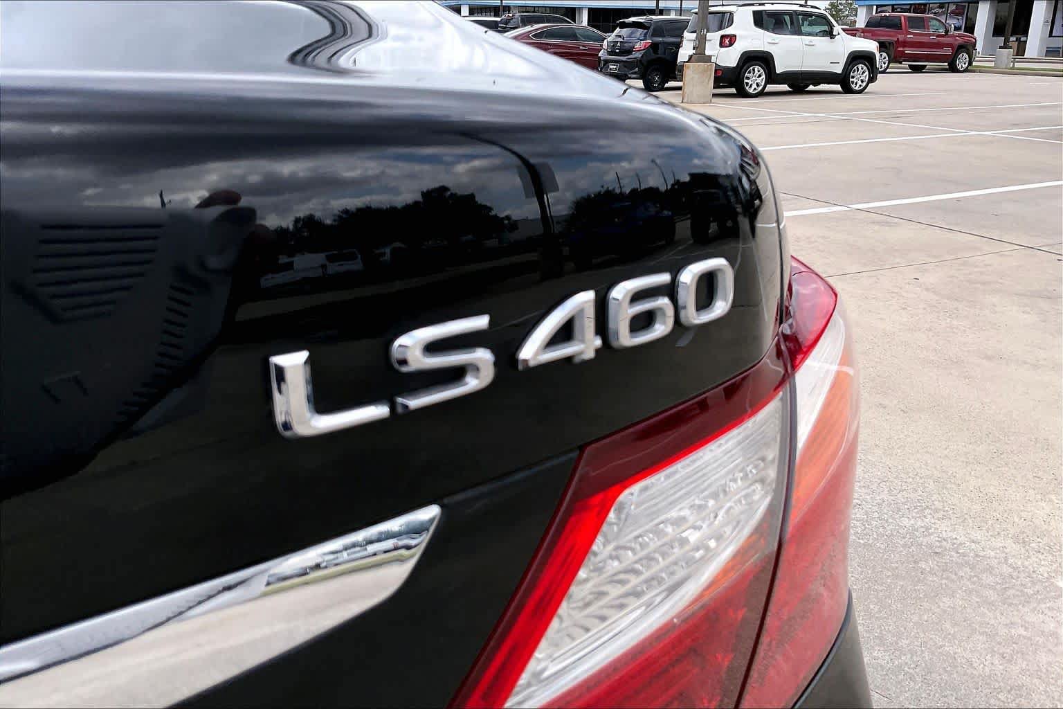 Used 2012 Lexus LS 460 w/ Comfort Pkg RWD image 8