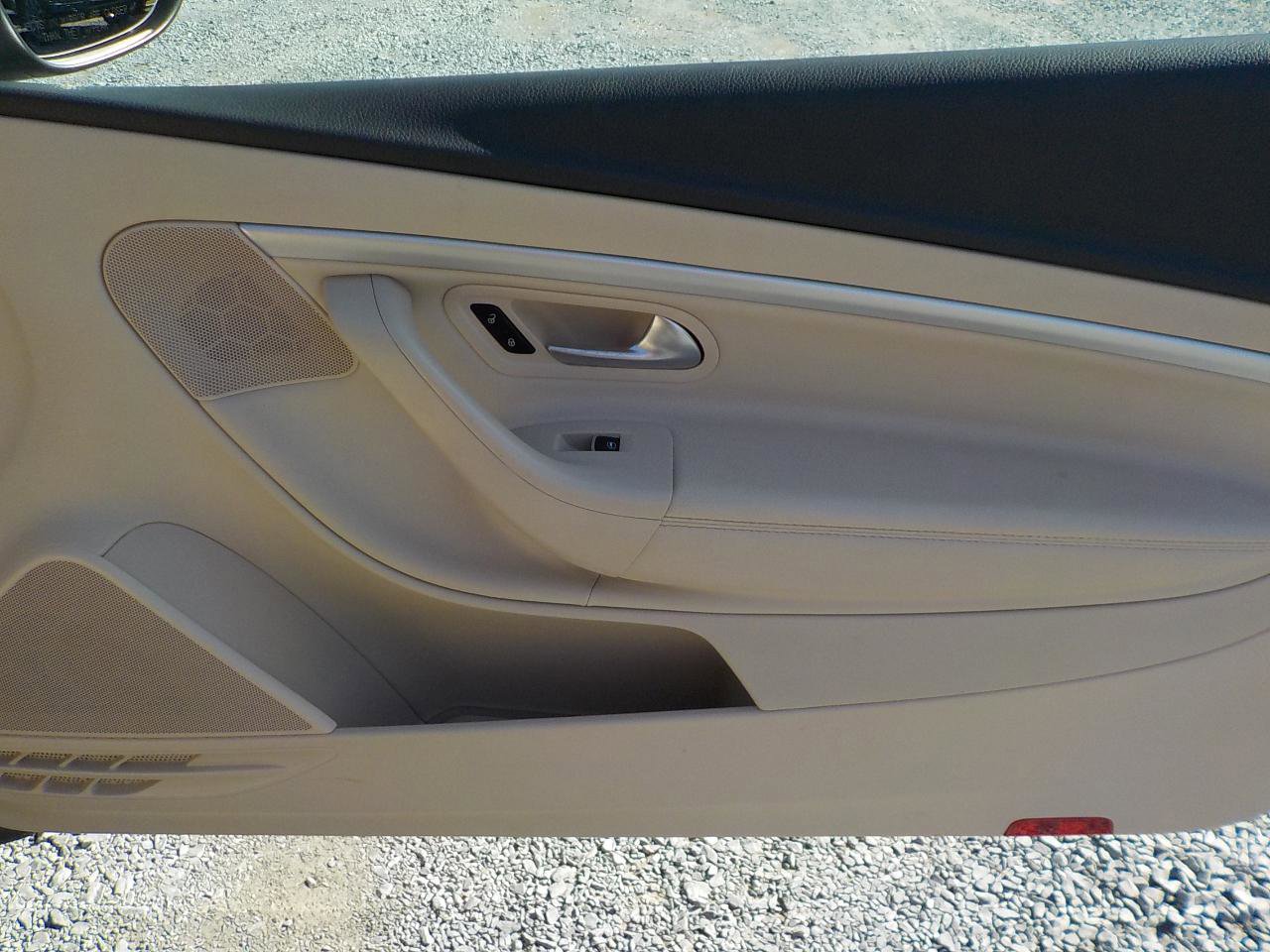 Used 2015 Volkswagen Eos Komfort image 20