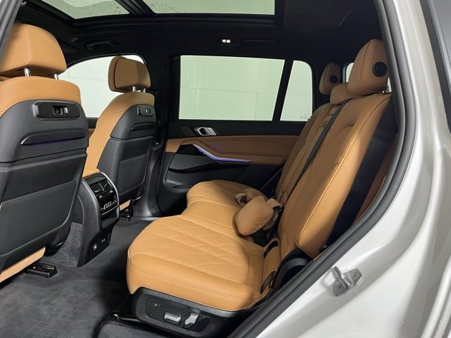 Certified 2025 BMW X7 xDrive40i w/ Executive Package image 19