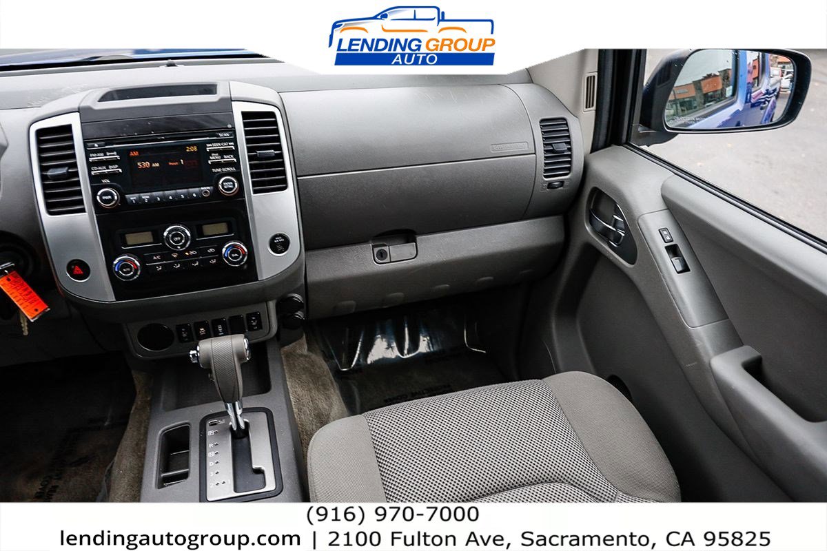 Used 2014 Nissan Frontier SV w/ SV Value Truck Package image 15