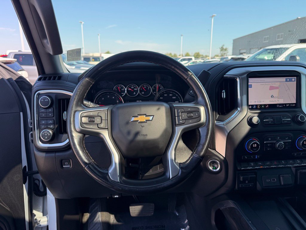 Used 2021 Chevrolet Silverado 2500 LTZ w/ LTZ Convenience Package AWD/4WD image 16