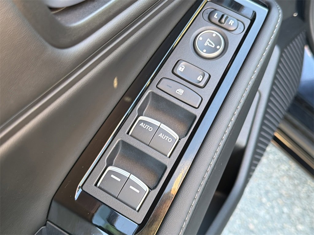 Used 2024 Honda Accord Touring image 24