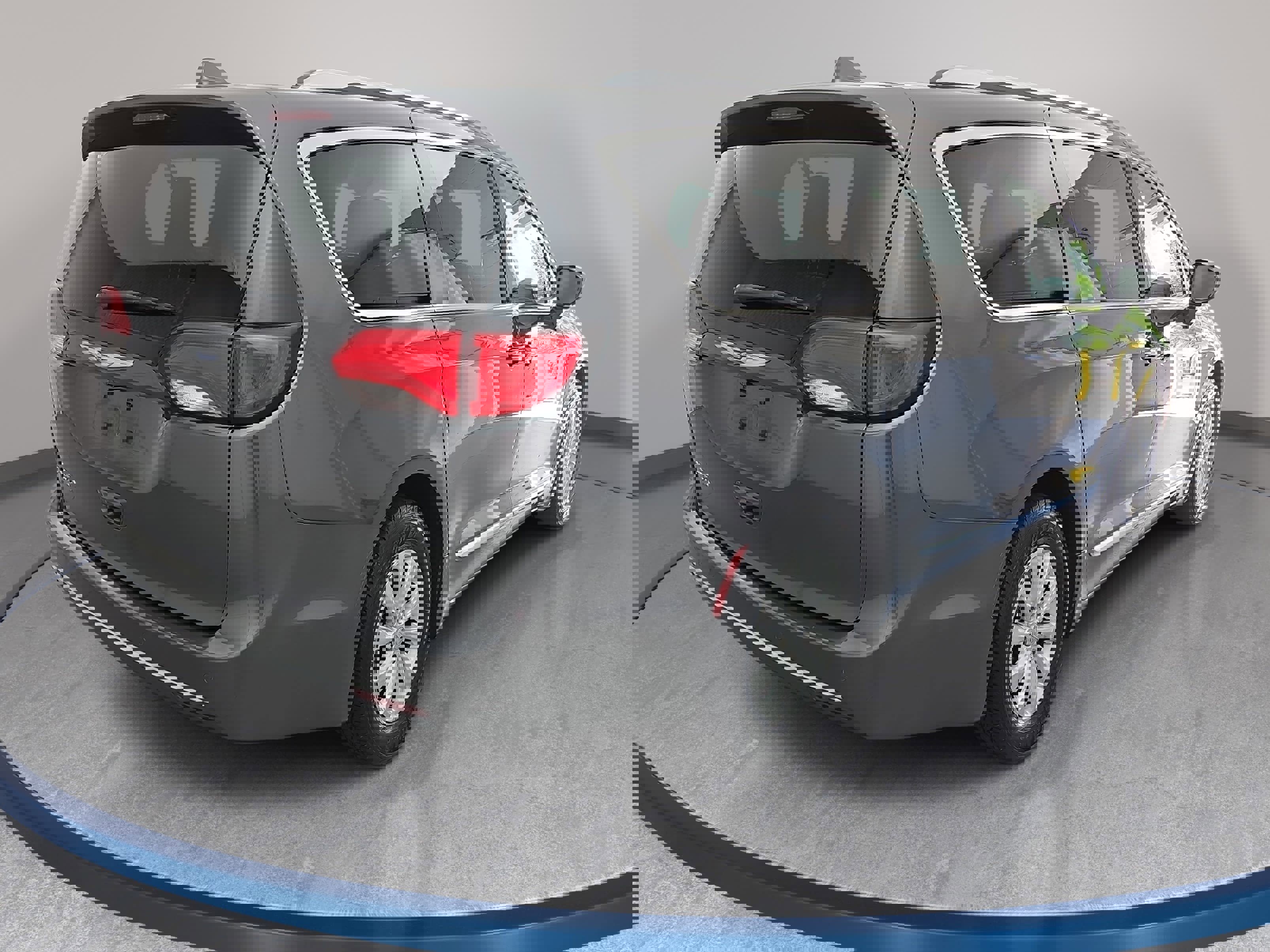 Used 2018 Chrysler Pacifica Touring-L image 5