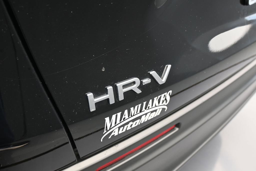 Used 2025 Honda HR-V LX image 40
