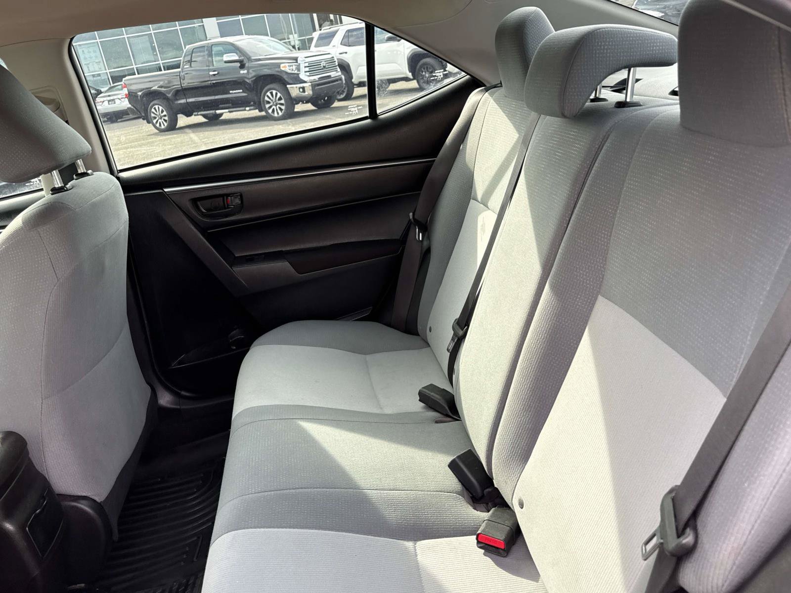 Used 2015 Toyota Corolla L FWD image 13