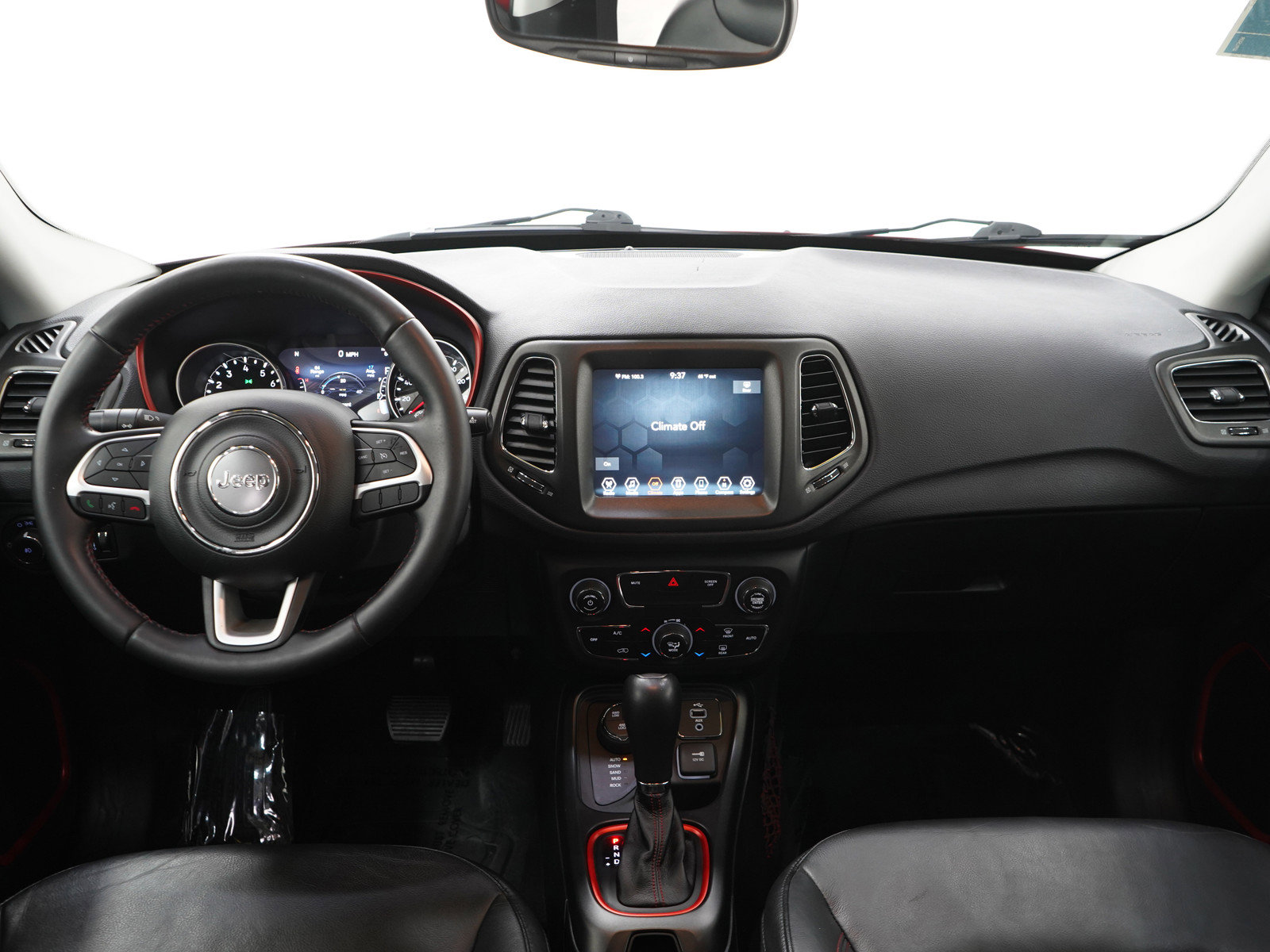 Used 2017 Jeep Compass Trailhawk w/ Popular Equipment Group AWD/4WD image 15