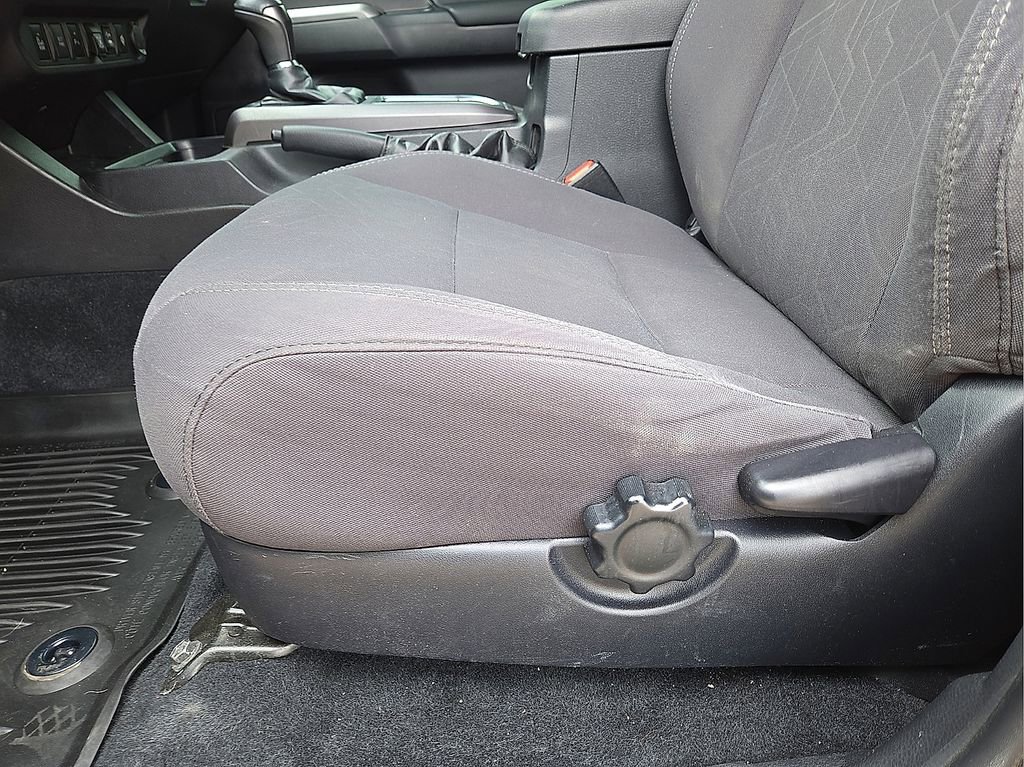 Used 2019 Toyota Tacoma TRD Off-Road w/ Technology Package image 23