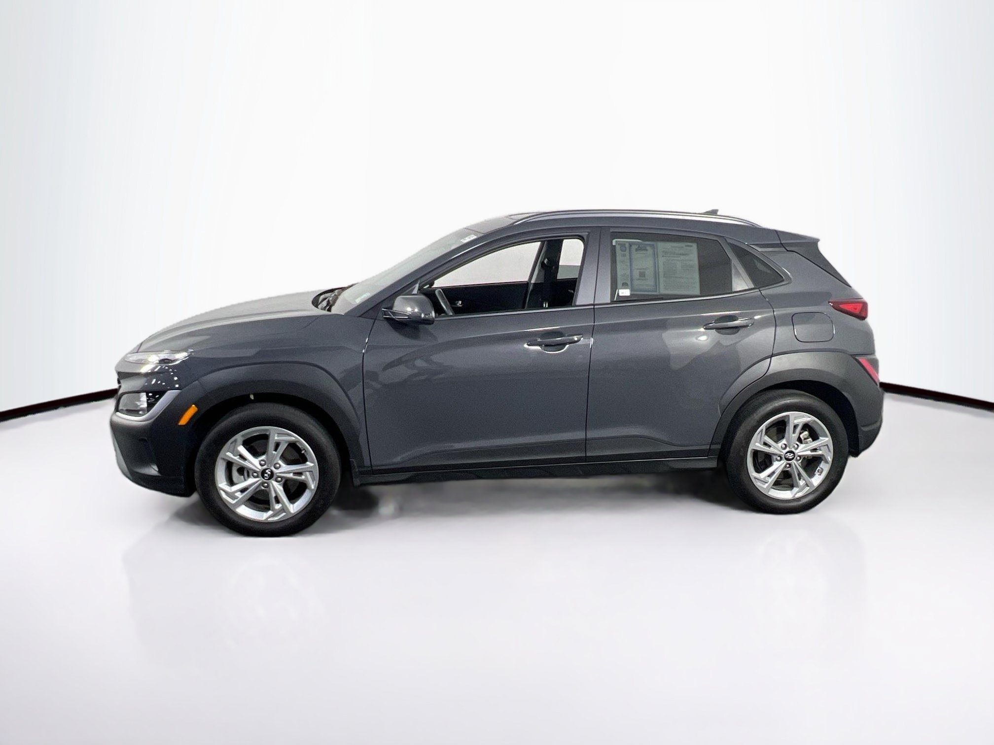Used 2023 Hyundai Kona SEL w/ Convenience Package AWD/4WD image 8