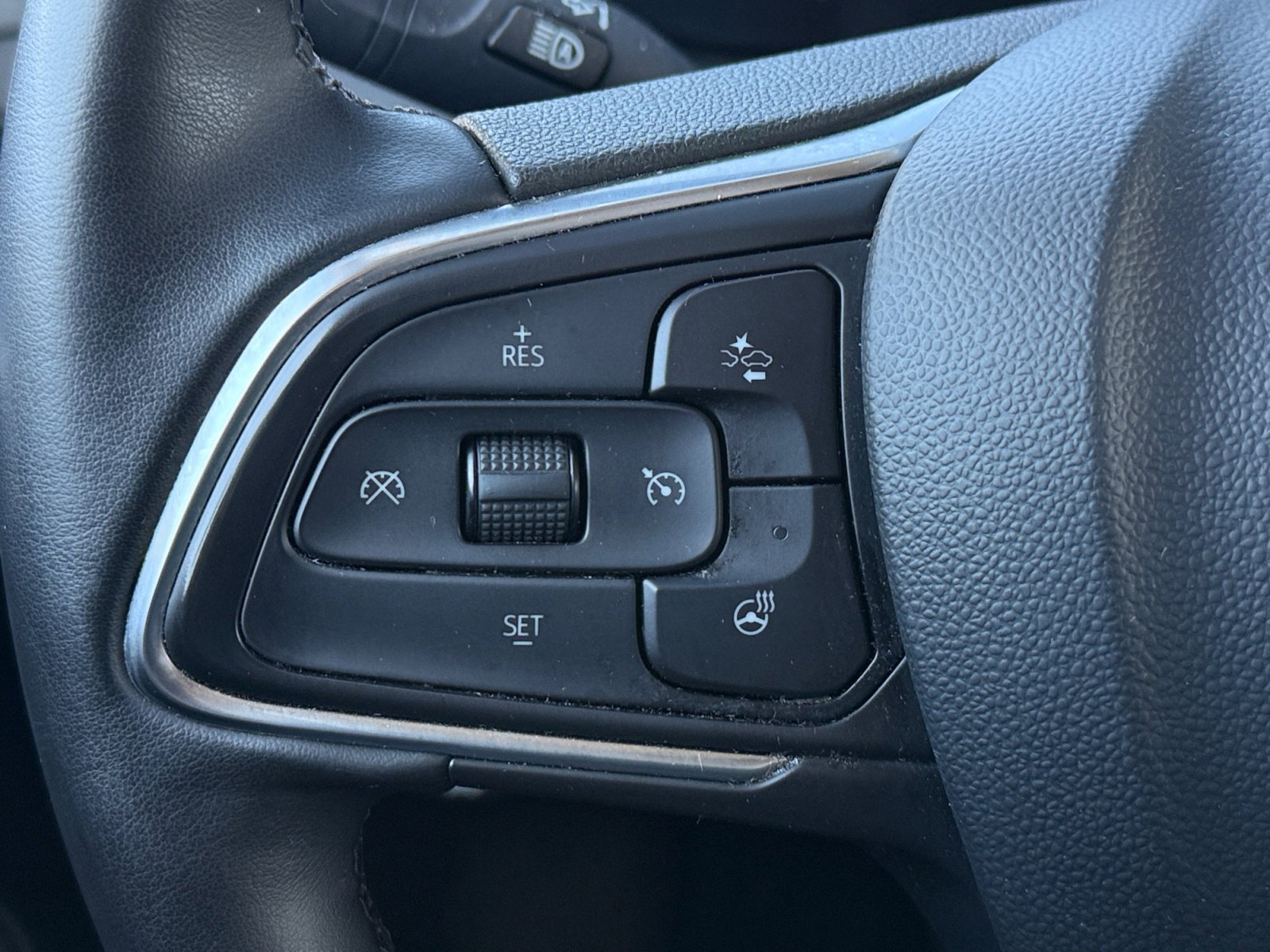 Used 2024 Buick Encore GX Sport Touring w/ Comfort Package image 25