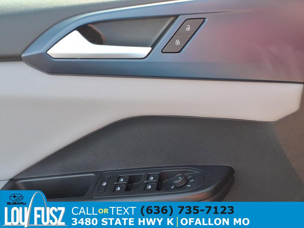 Used 2023 Volkswagen Taos SE image 23