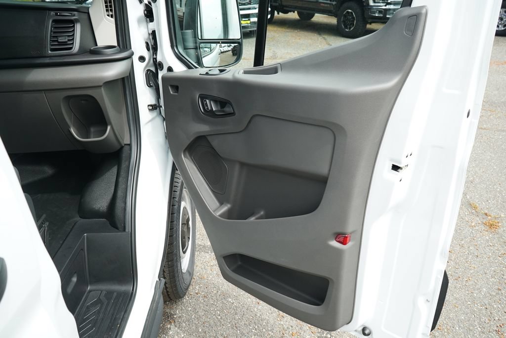 New 2026 Ford Transit 350 148 High Roof Extended RWD image 18