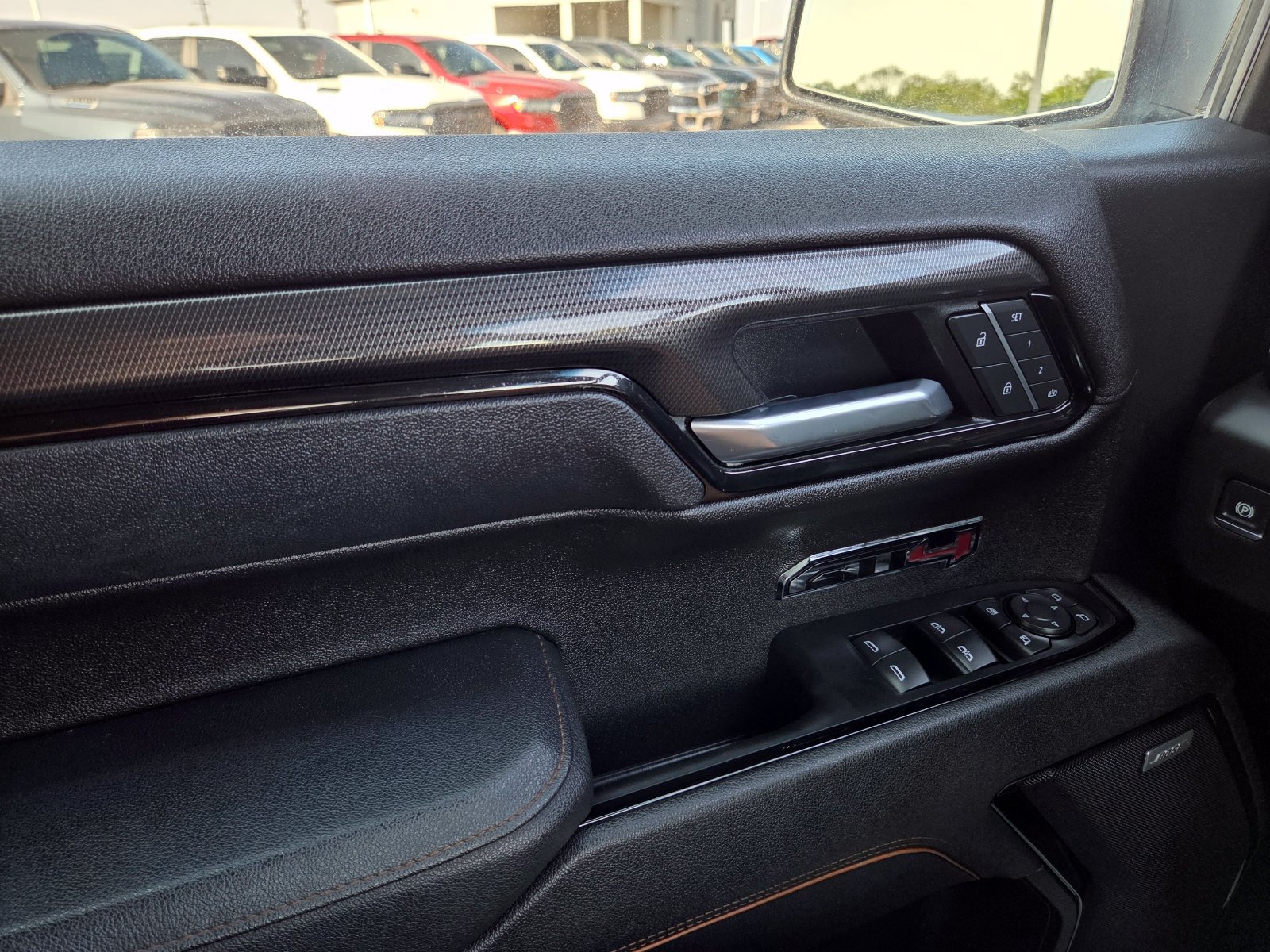 Used 2025 GMC Sierra 1500 AT4 AWD/4WD image 42