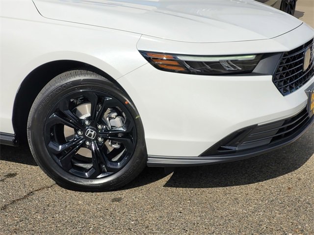 New 2025 Honda Accord SE image 3