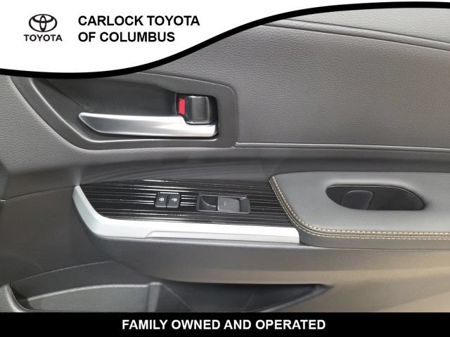 New 2026 Toyota Sienna XLE Woodland Edition AWD/4WD image 22