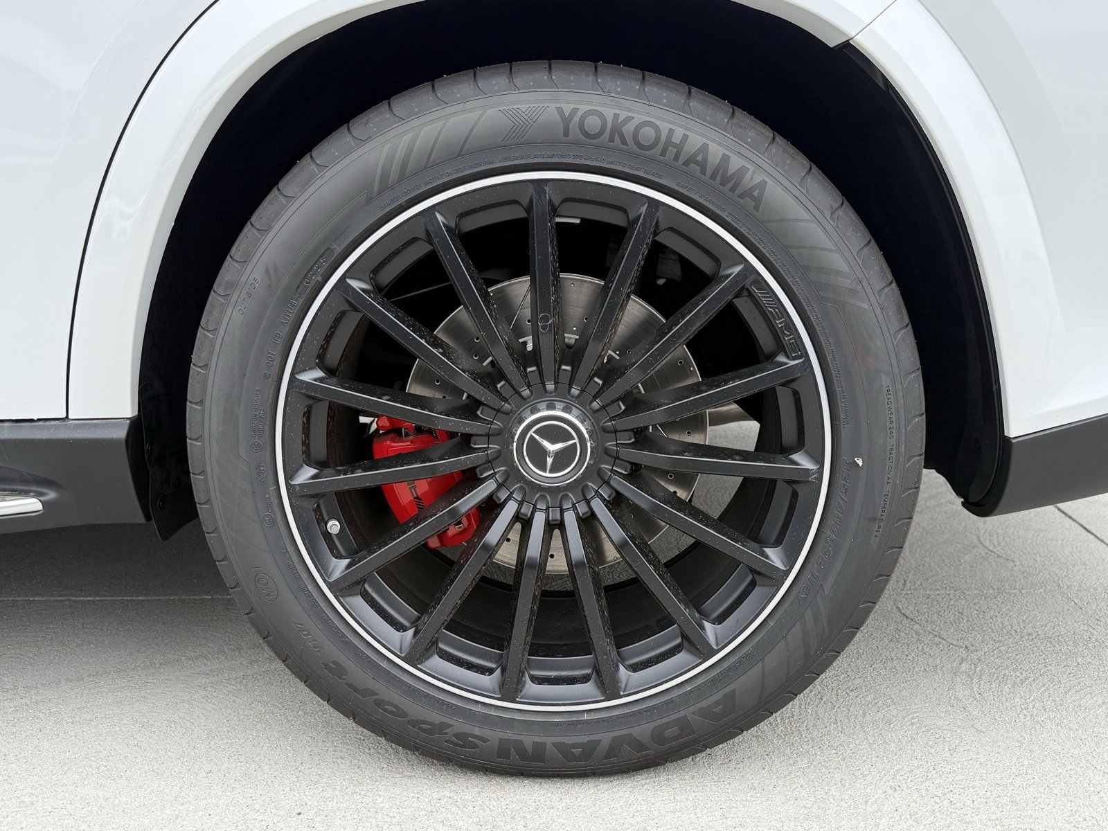 New 2026 Mercedes-Benz GLS 63 AMG 4MATIC image 14