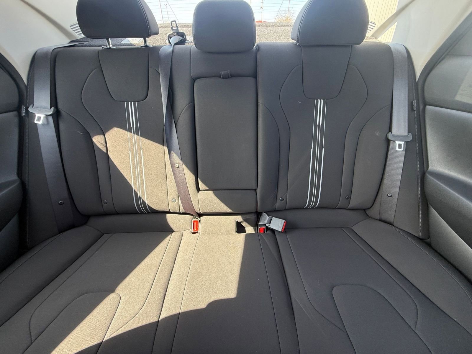 Used 2025 Hyundai Elantra SEL FWD image 40
