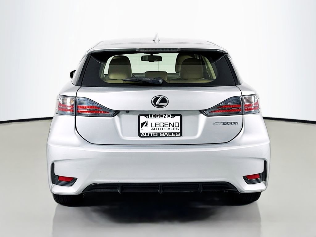 Used 2016 Lexus CT 200h w/ Seat Comfort Package FWD image 7