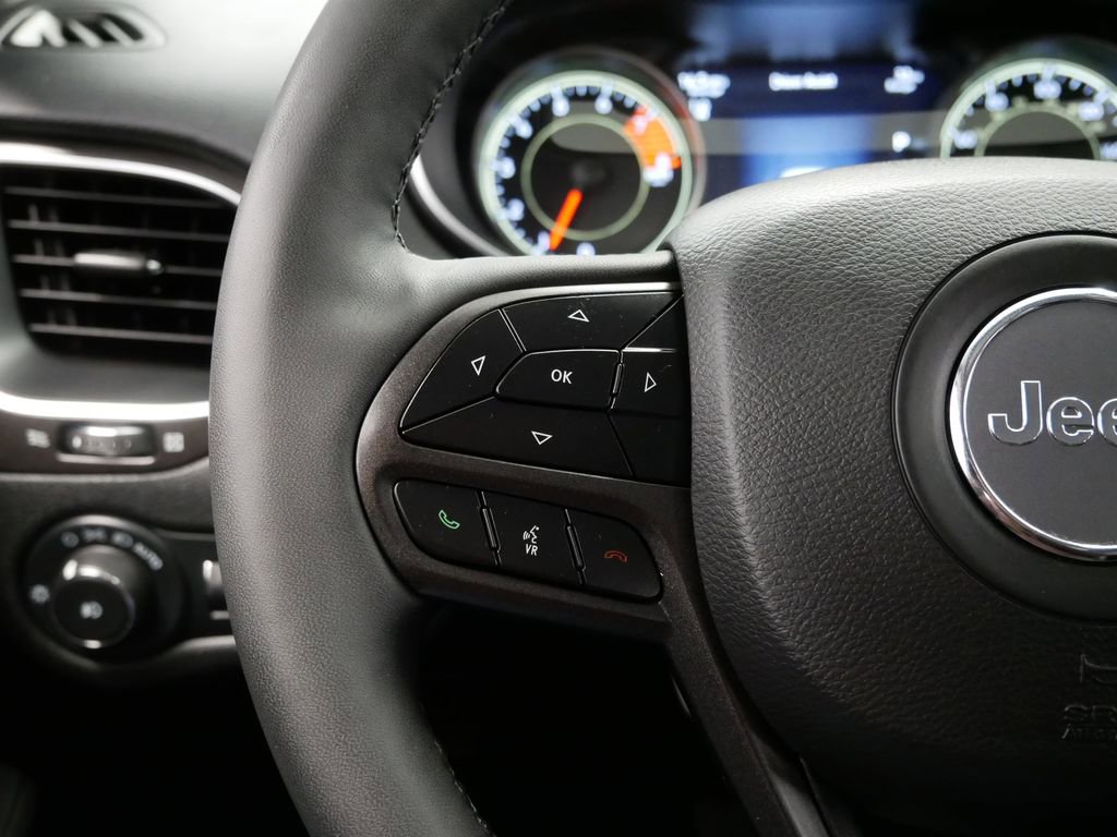 Certified 2022 Jeep Cherokee Trailhawk w/ Premium Leather Package image 27