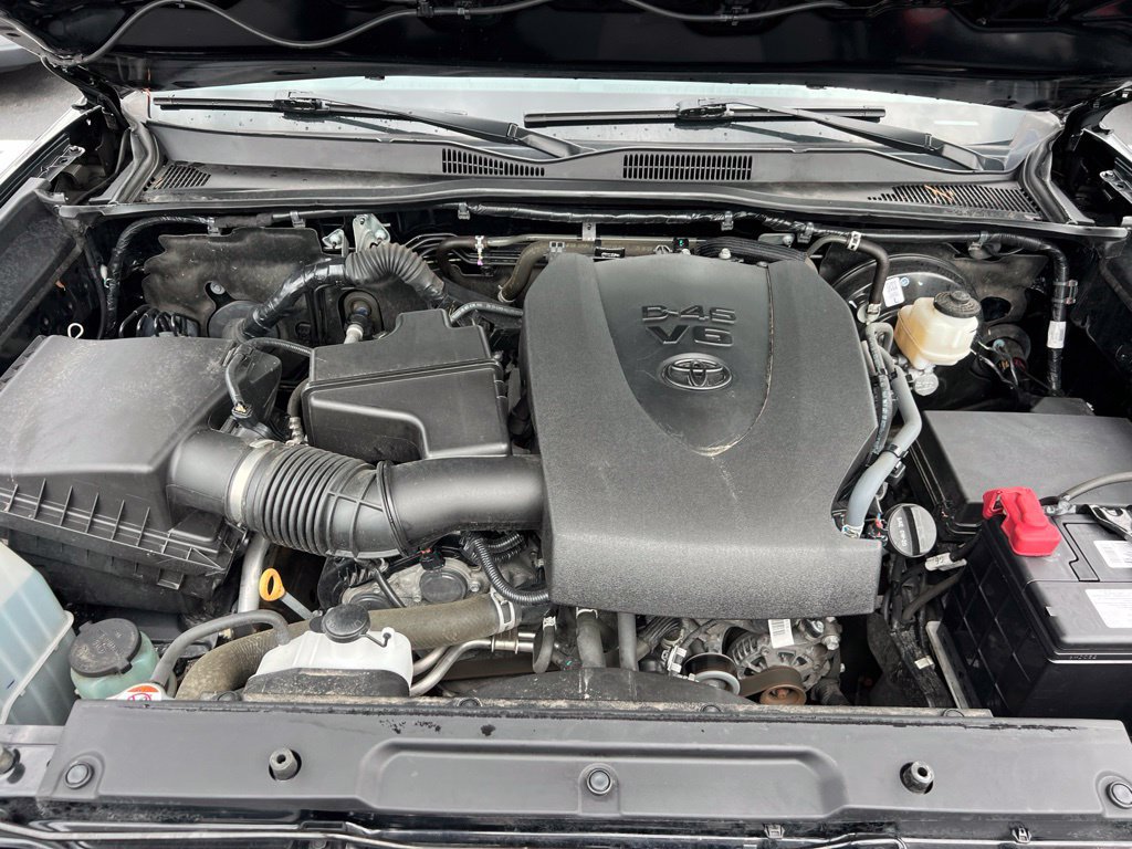 Used 2023 Toyota Tacoma SR5 AWD/4WD image 27