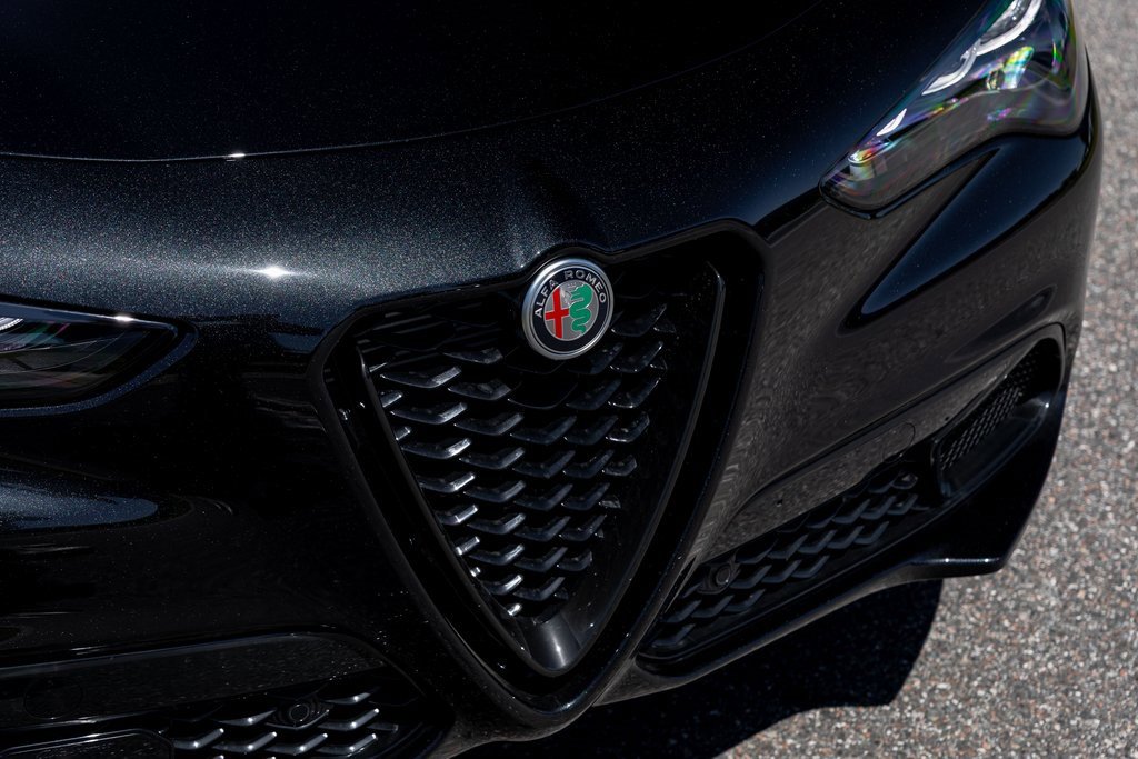 New 2025 Alfa Romeo Stelvio Sprint w/ Veloce Package image 18