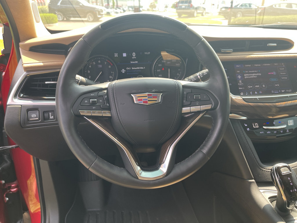 Used 2023 Cadillac XT6 Premium Luxury w/ Platinum Package AWD/4WD image 18
