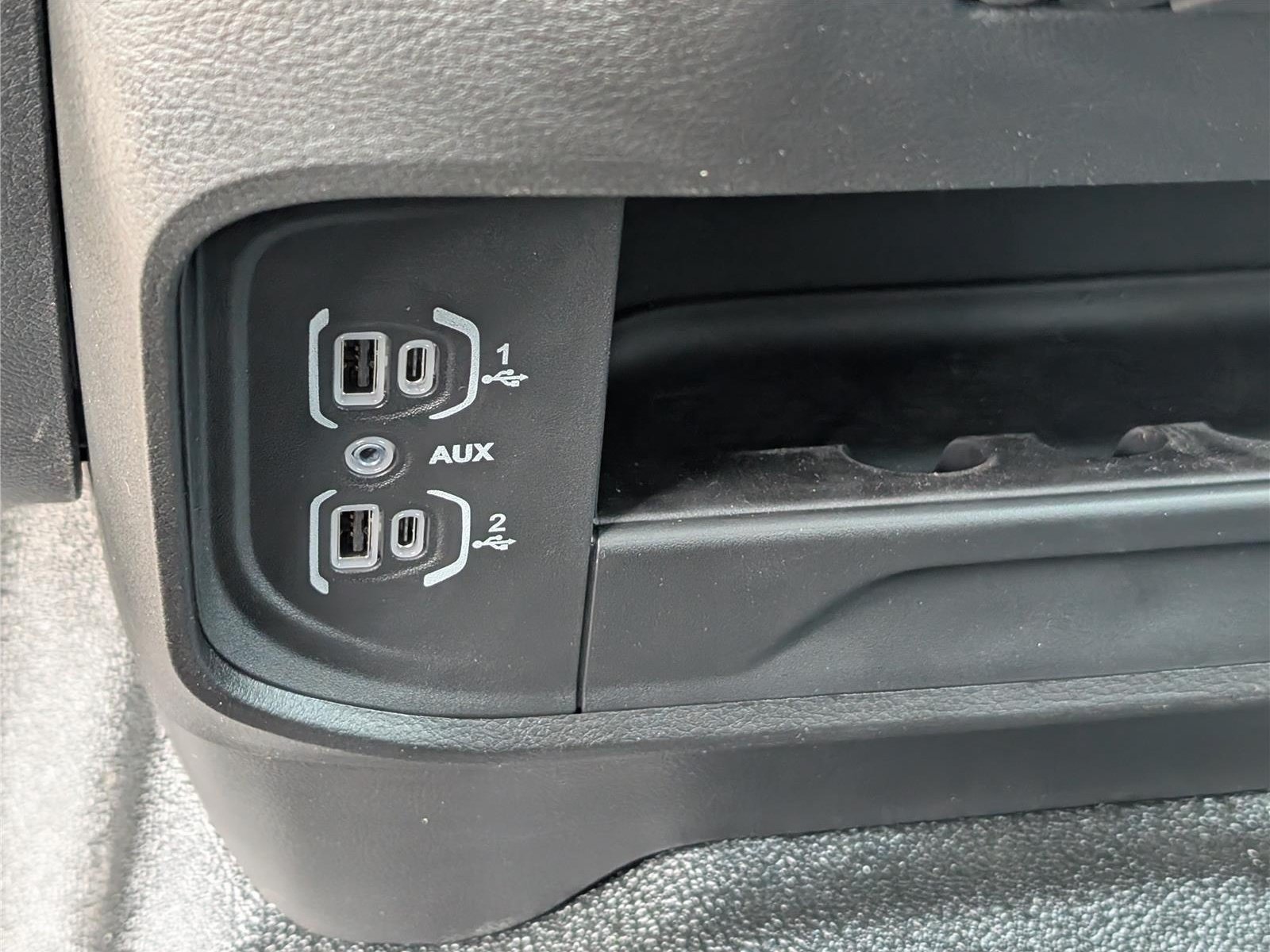 New 2026 RAM 3500 Tradesman AWD/4WD image 21