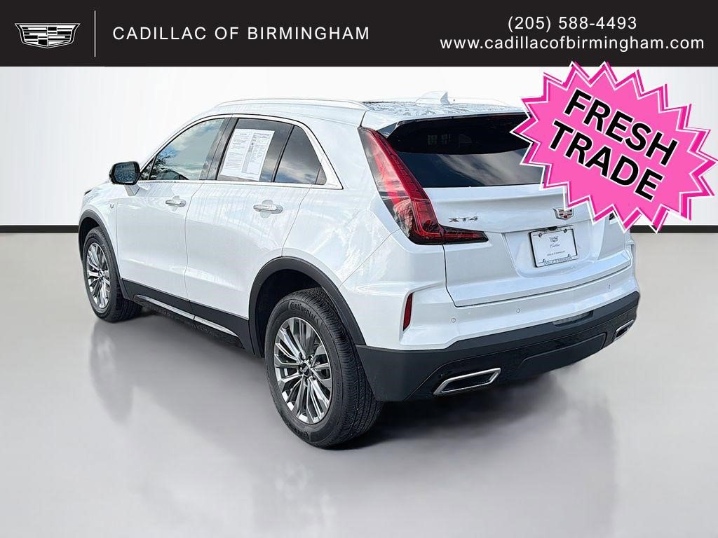 Certified 2025 Cadillac XT4 Premium Luxury w/ Cold Weather Package image 6